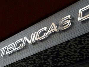 letras corporeas metacrilato